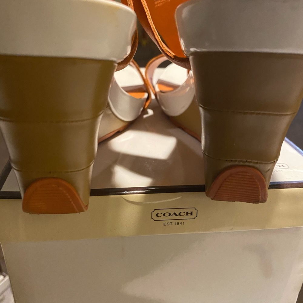Sandals - Picture 2 of 3